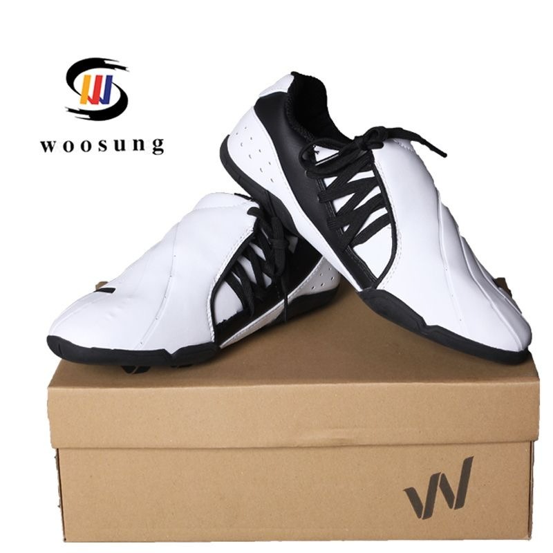Professional Martial Arts Shoe - Men Shoes Vs Women ulasan dan harga