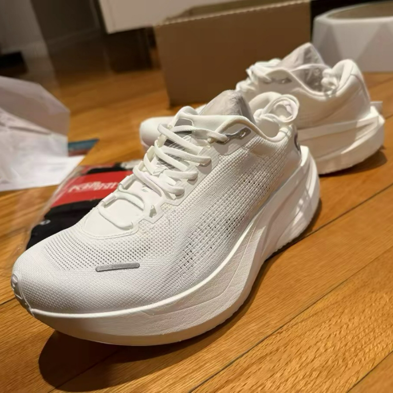 DYNAFISH Xiao Nian Running Sho - Men Shoes Vs Women ulasan dan harga